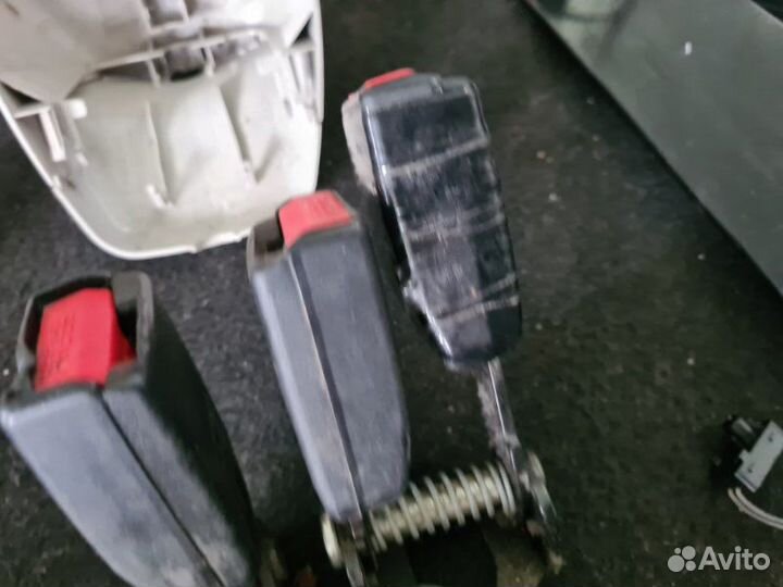 Замок ремня безопасности задний Renault Fluence