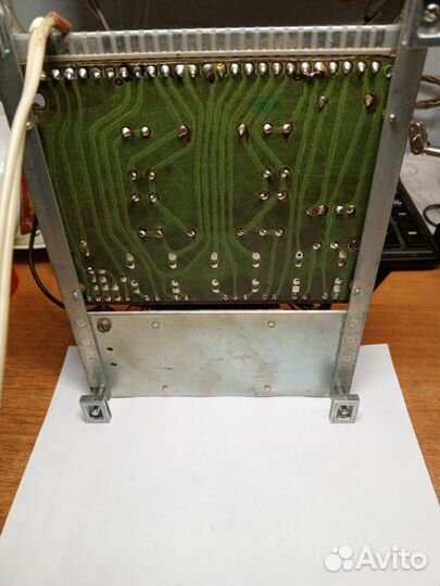 Блок питания для лабораторного оборудования