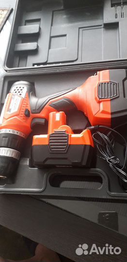 Дрель-шуруповерт