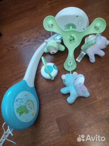 Игрушки в кроватку