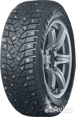 Bridgestone Blizzak Spike-02 215/50 R17 91T