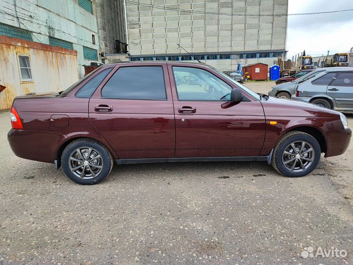 LADA Priora 1.6 МТ, 2012, 18 км