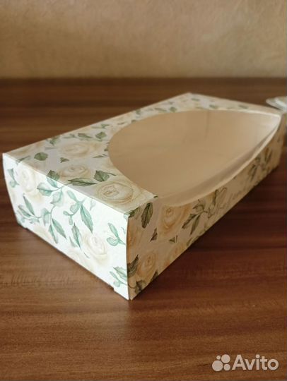 Коробка подарочная новая (в ассортименте)