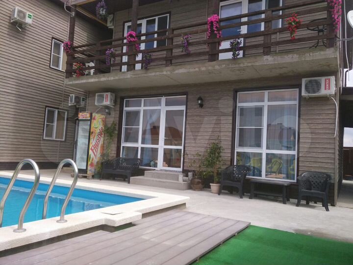 Гостиница, 600 м²