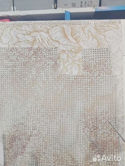 Паетка разная