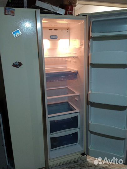 Холодильник Daewoo сайд бай сайд