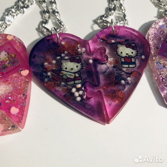Парные кулоны Hello Kitty и не только