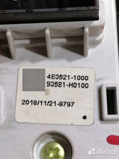 Кнопка стеклоподъемника Hyundai Solaris FB G4FG