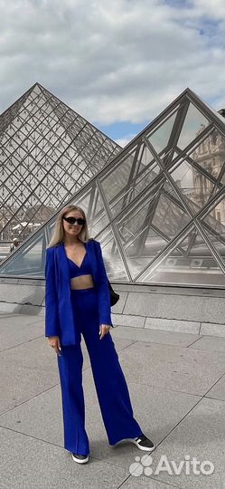 Брючный костюм женский