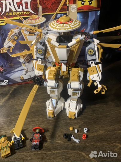 Lego ninjago 71702 Golden Mech