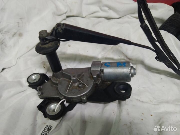 Моторчик стеклоочистителя задний Ford Focus 2