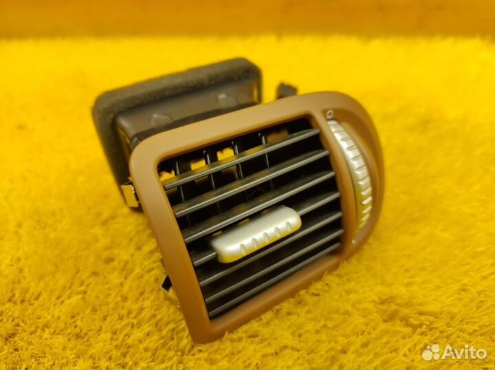 Дефлектор салона передний правый Porsche Cayenne