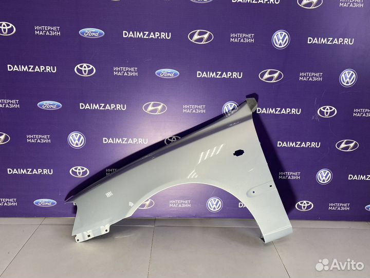 Крыло Hyundai Accent Левое Кристалл