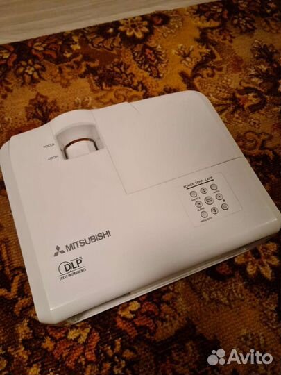 Проектор mitsubishi es200u
