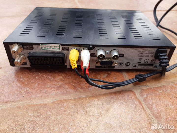 Тюнер.Спутниковый ресивер Gi S1126