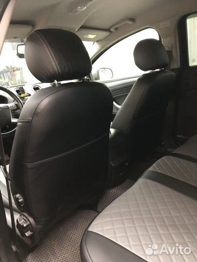 Модельные чехлы для Opel Mokka