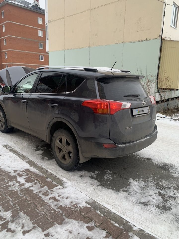 Toyota RAV4: фото владельца