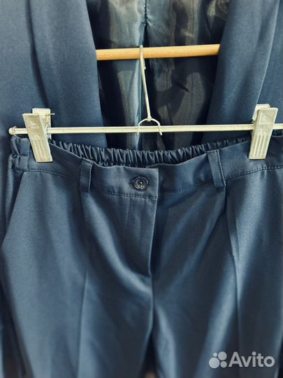 Костюм брючный 40-42