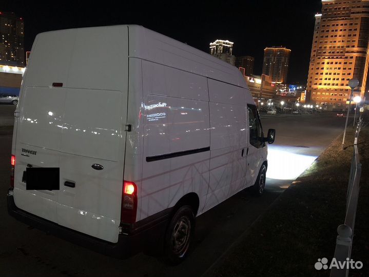 Ford Transit цельнометаллический, 2012