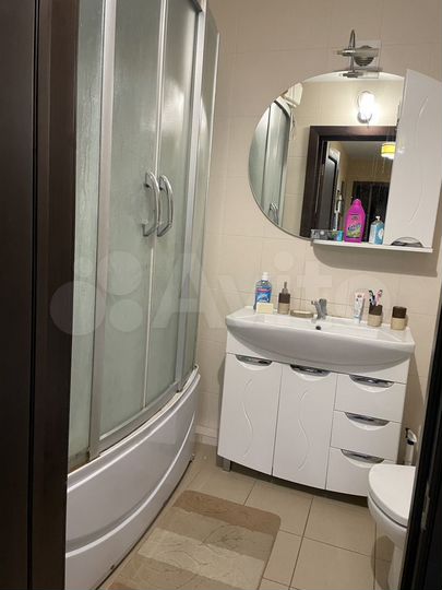 2-к. квартира, 56 м², 3/3 эт.