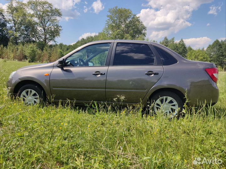 LADA Granta 1.6 МТ, 2016, битый, 84 500 км