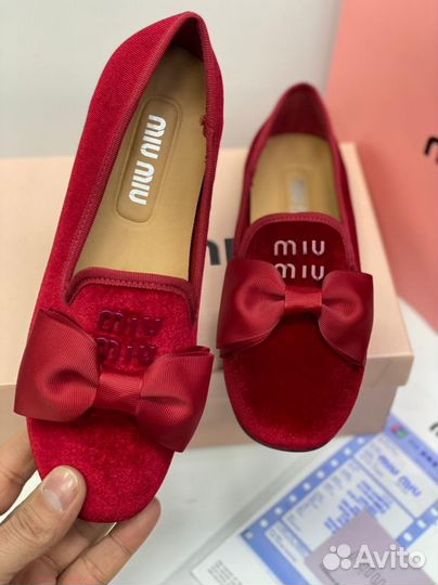 Балетки Miu Miu красные женские летние