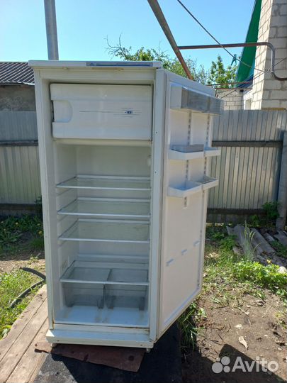 Холодильник атлант бу