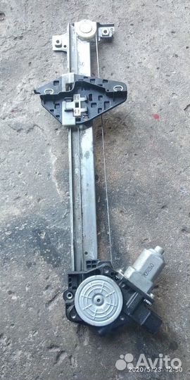 Honda Civic механизм стеклоподъемный