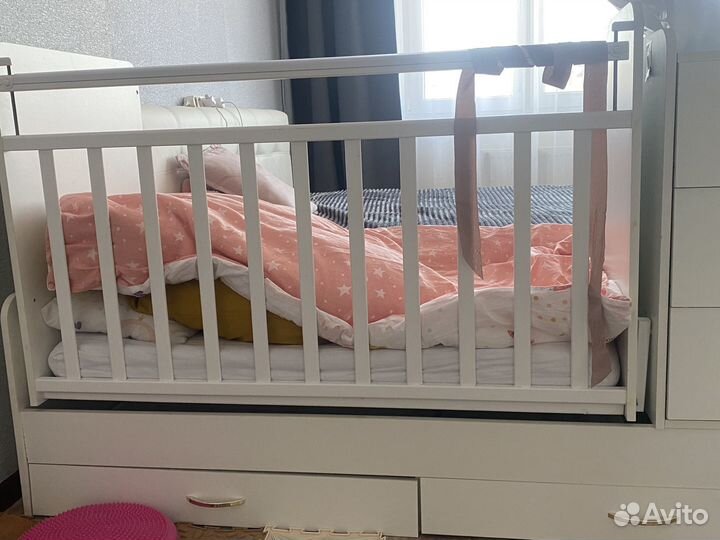 Детская кроватка с маятником трансформер