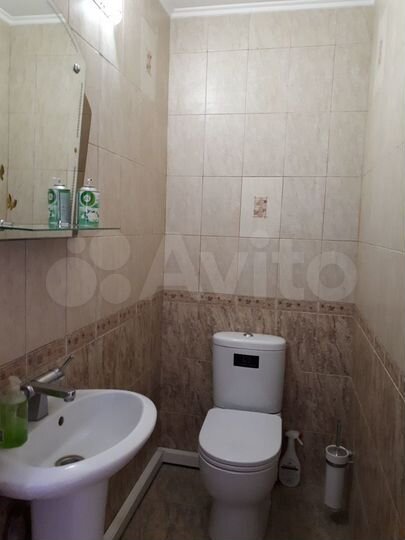 Комната 18 м² в 3-к., 1/2 эт.