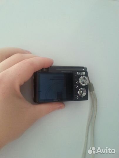 Фотокамера Cyber-shot W90