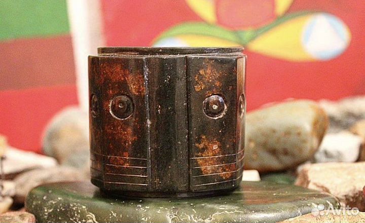 Древний предмет Цзун нефрит Лянчжу