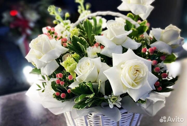 Букеты / цветы / роза комнатная