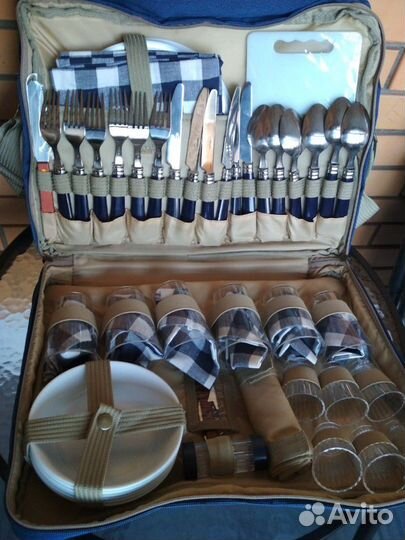 Набор столовых приборов для пикника на 6персон нов