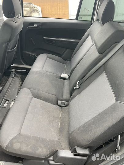 Сиденья opel zafira b