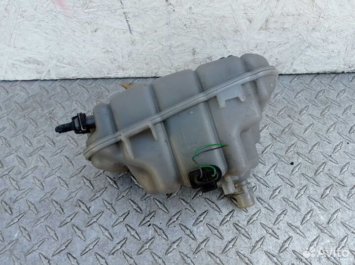 Бачок расширительный Audi A6 C7