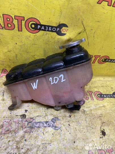 Бачок расширительный Mercedes-Benz C-Class W202