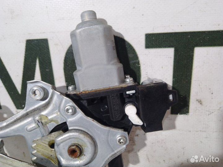 Стеклоподъемник задний левый Nissan Juke F15 10-19