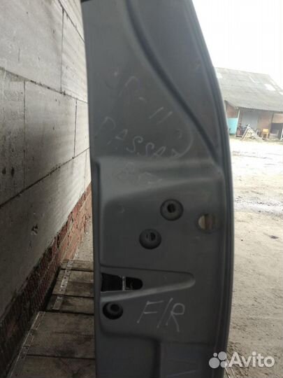 Дверь передняя правая Volkswagen Passat (B5+) (20