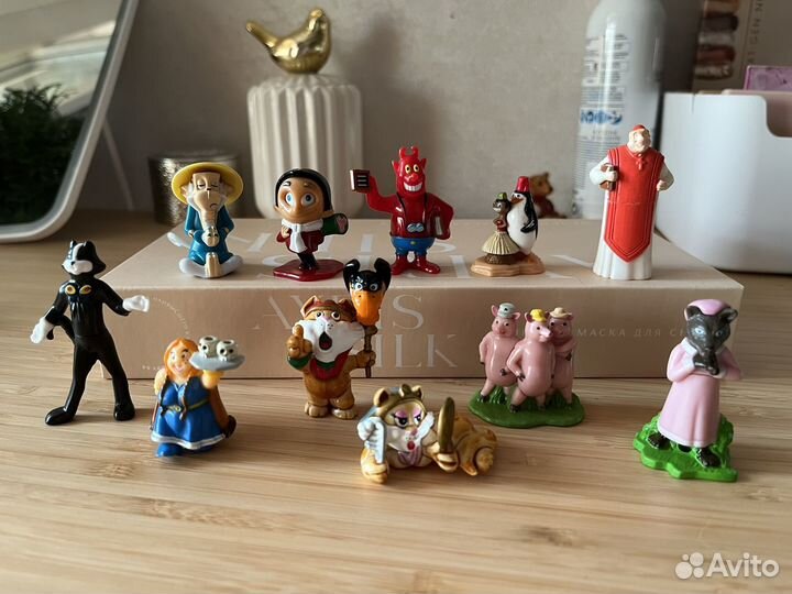 Киндер игрушки