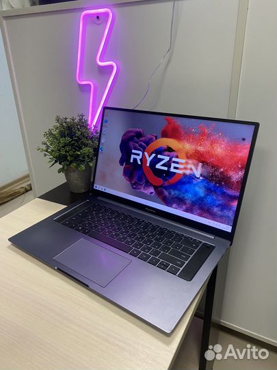 Мощный Honor magicbook PRO на ryzen 5 3550