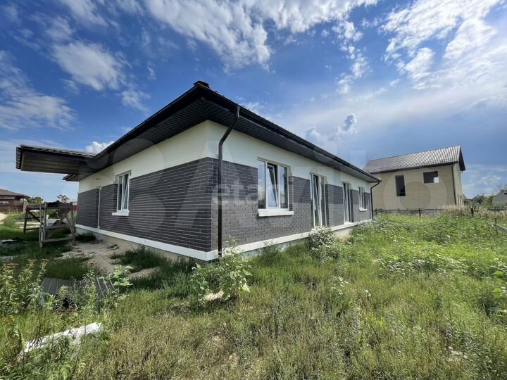 Дом 90 м² на участке 4 сот.