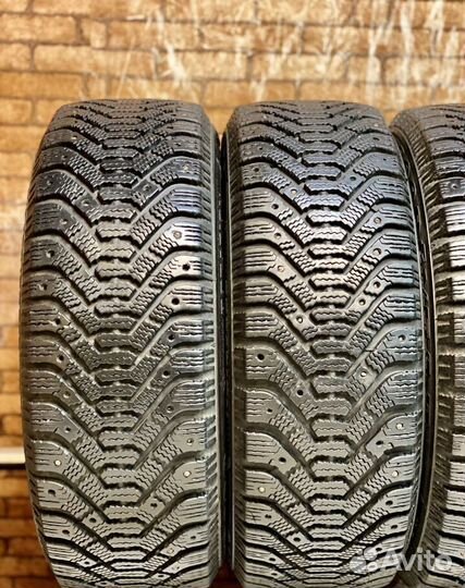 Goodyear UltraGrip 500 195/55 R15