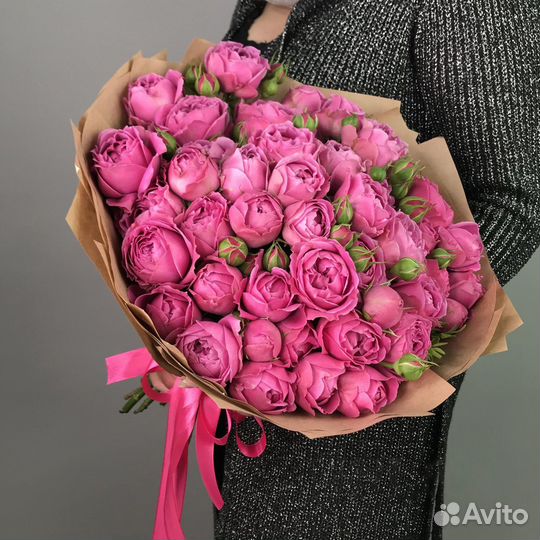 Букет пионовидных роз 