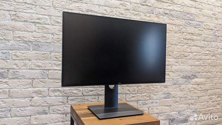 Монитор Dell