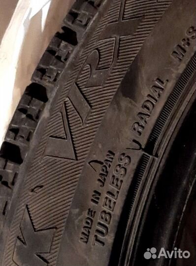 Bridgestone Blizzak VRX 225/45 R18 91S