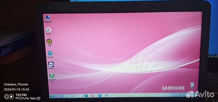 Ноутбук samsung NP-R525