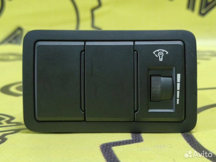 Блок кнопок Hyundai I30 FD G4FC 2007-2010