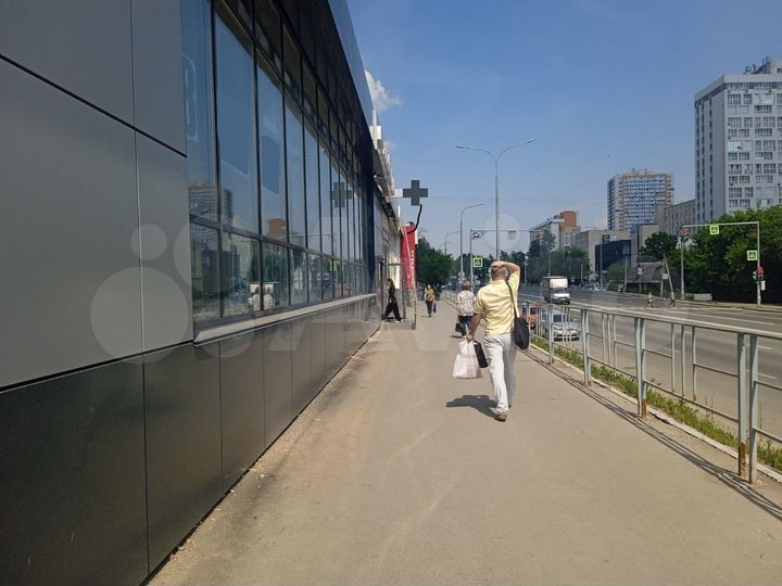 Офис на красной линии, 179 м²