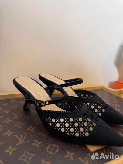 Туфли женские